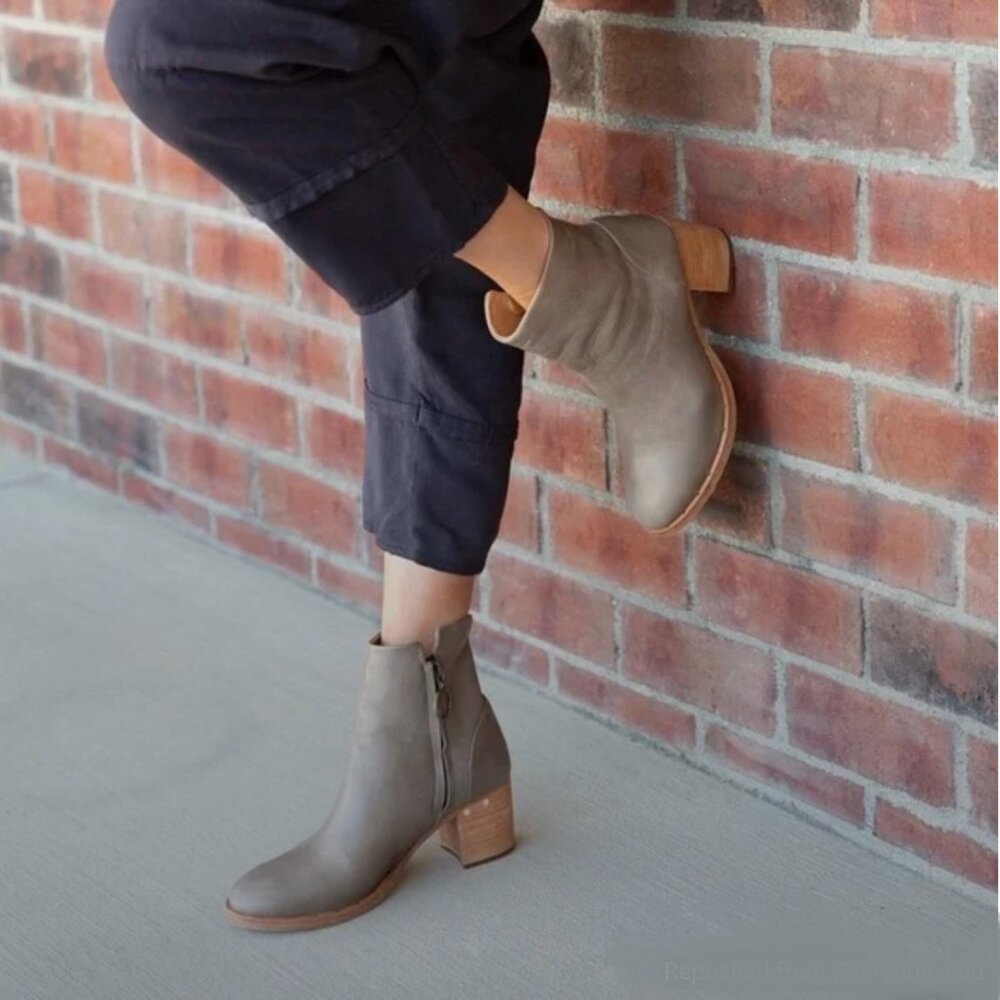 Beek Handmade Leather Ankle Boots Size 7